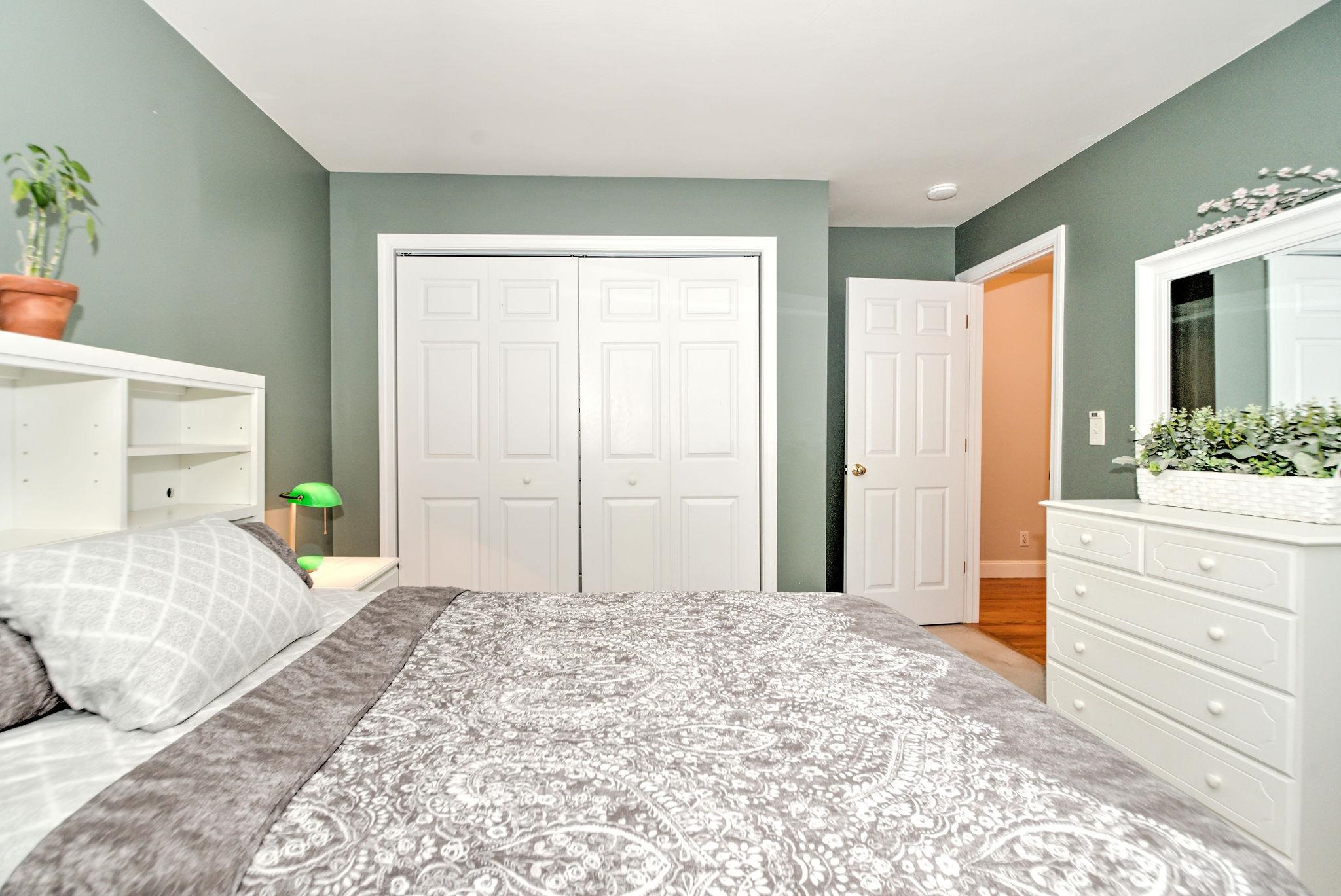 31 Fletcher Road Windham, NH 03087 - Photo 22 of 38