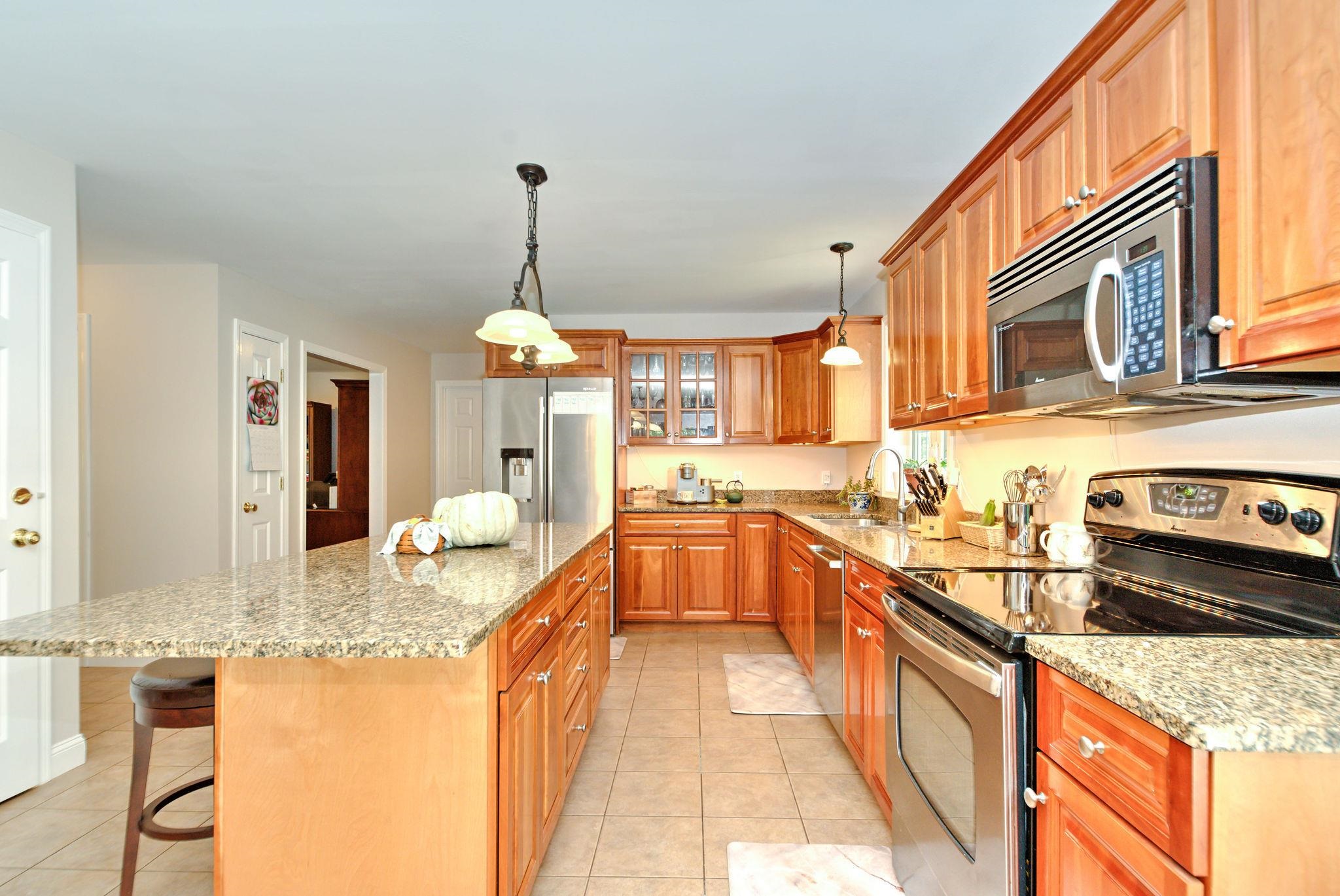 31 Fletcher Road Windham, NH 03087 - Photo 34 of 38