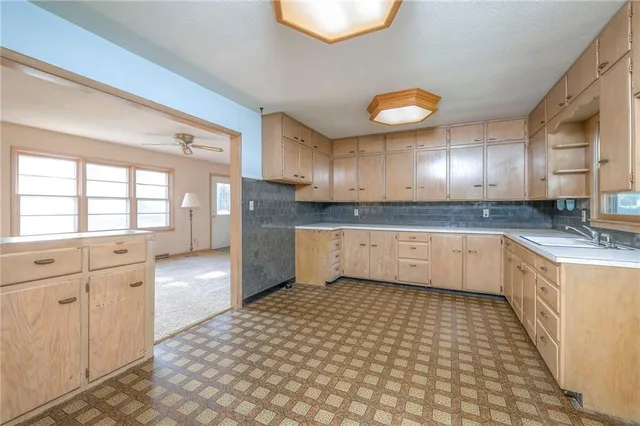 $170,000 | 306 South Iowa Street, Archie, MO 64725