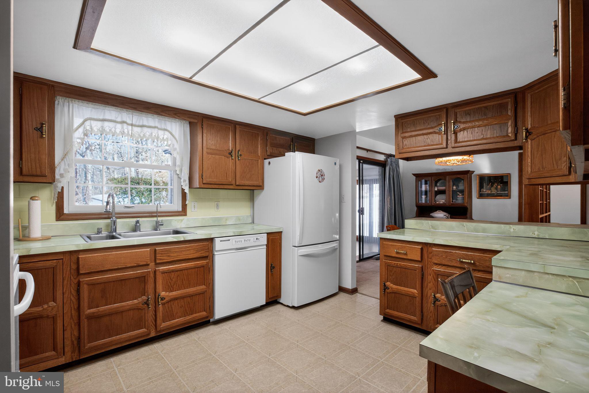 4010 Dalrymple Road Chesapeake Beach, MD 20732 - Photo 4 of 28 Kitchen