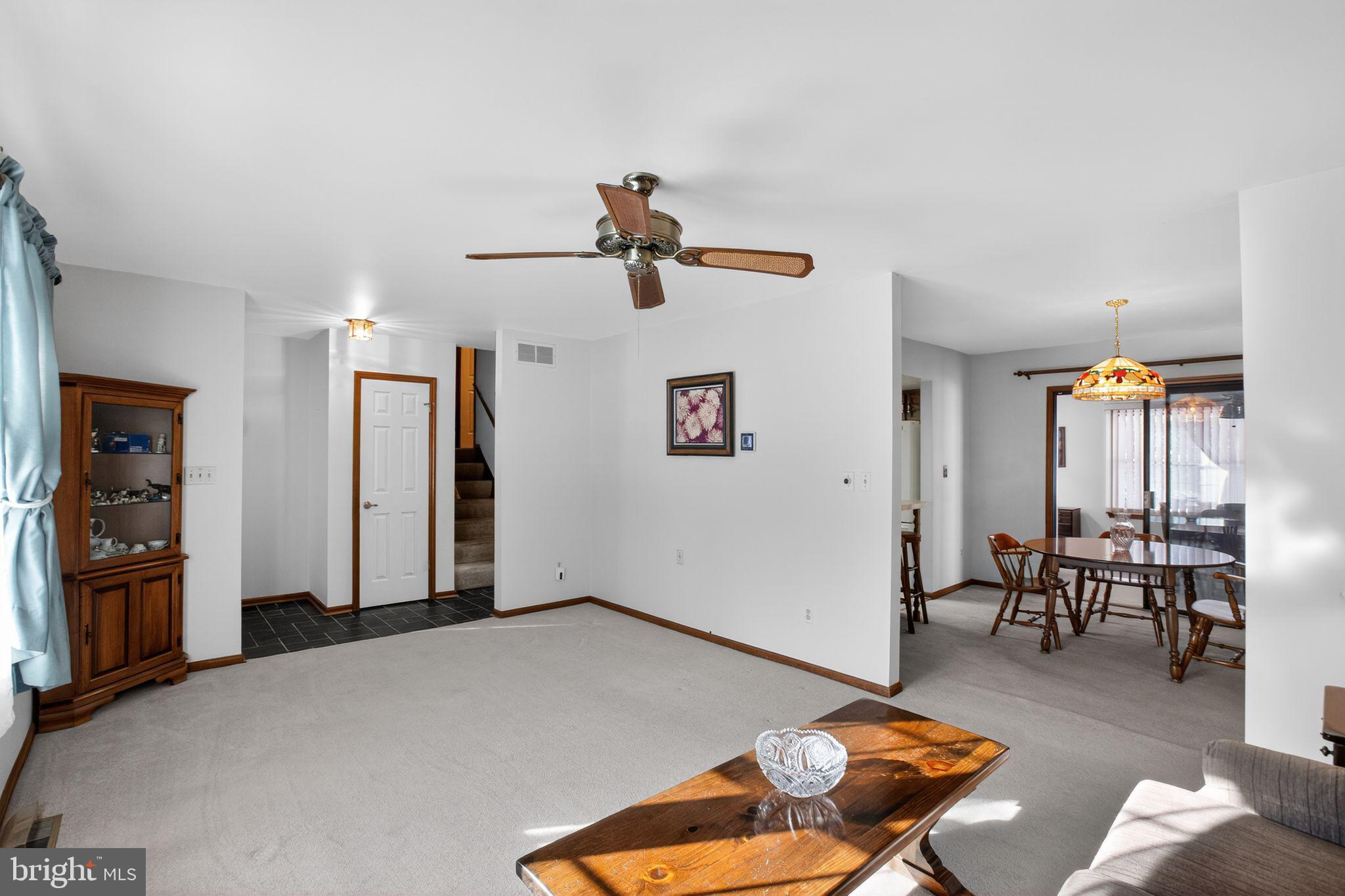 4010 Dalrymple Road Chesapeake Beach, MD 20732 - Photo 10 of 28 Living room