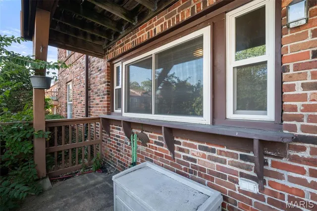 $130,000 | 4298 Chateau De Ville Drive, Unit A, St. Louis, MO 63129