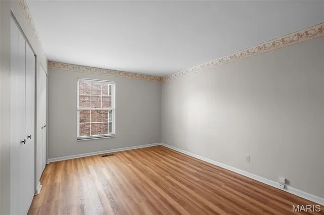 $130,000 | 4298 Chateau De Ville Drive, Unit A, St. Louis, MO 63129