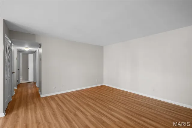 $130,000 | 4298 Chateau De Ville Drive, Unit A, St. Louis, MO 63129