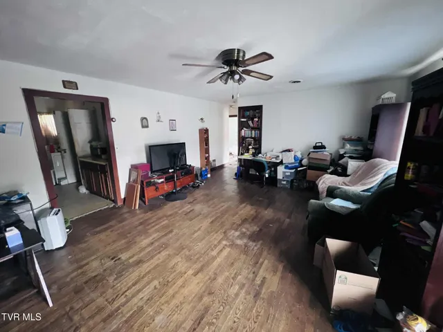 $145,000 | 2809 2nd Avenue, Big Stone Gap, VA 24219