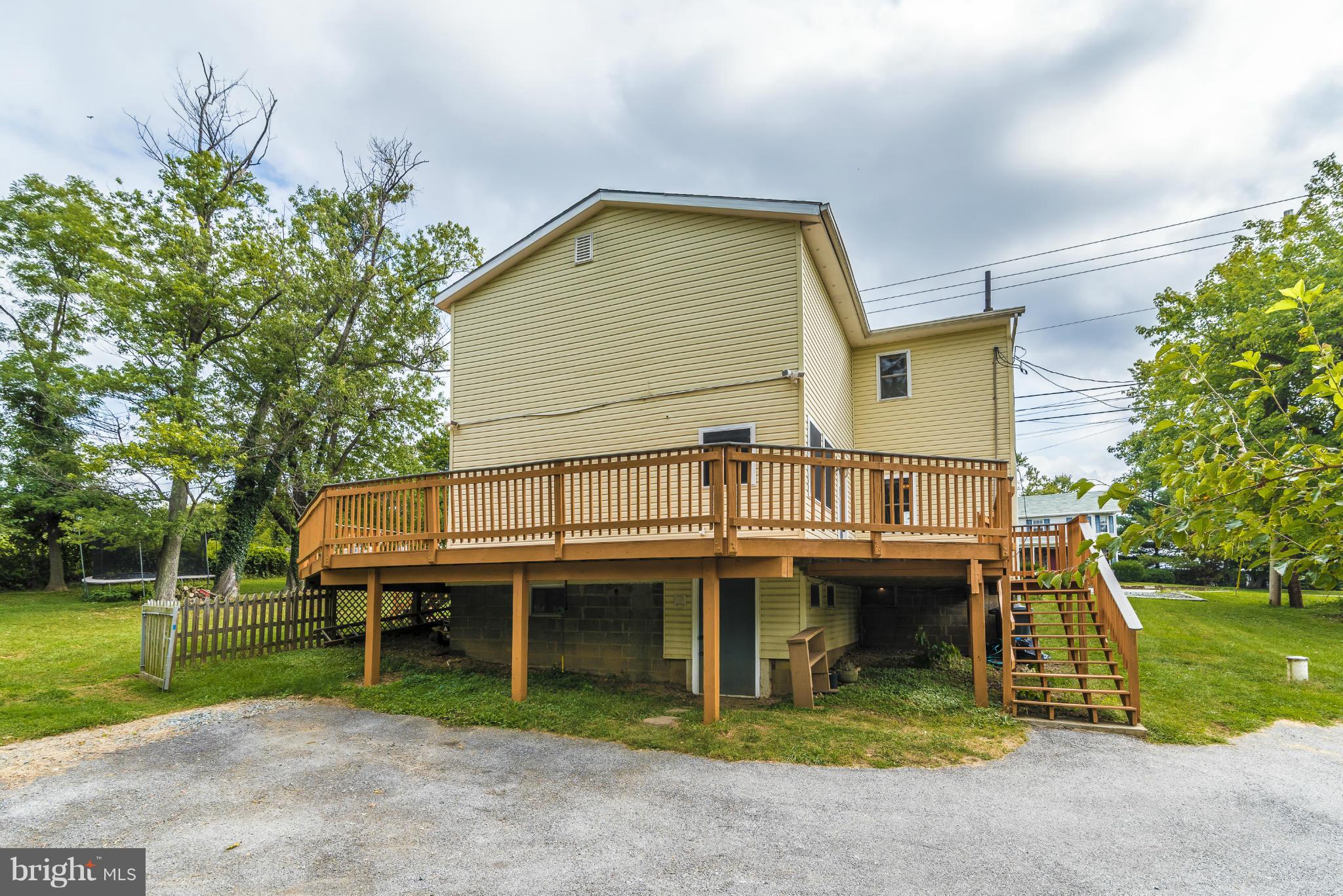 23800 Ridge Road Germantown, MD 20876 - Photo 23 of 26 Exterior (Rear)