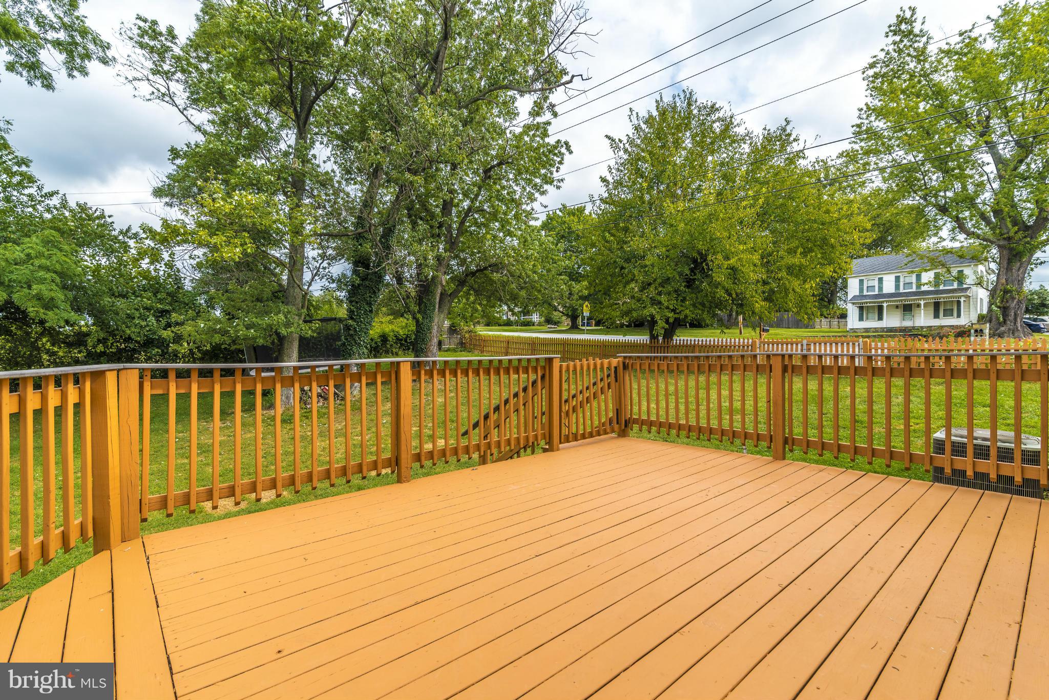 23800 Ridge Road Germantown, MD 20876 - Photo 25 of 26 Exterior (Rear)