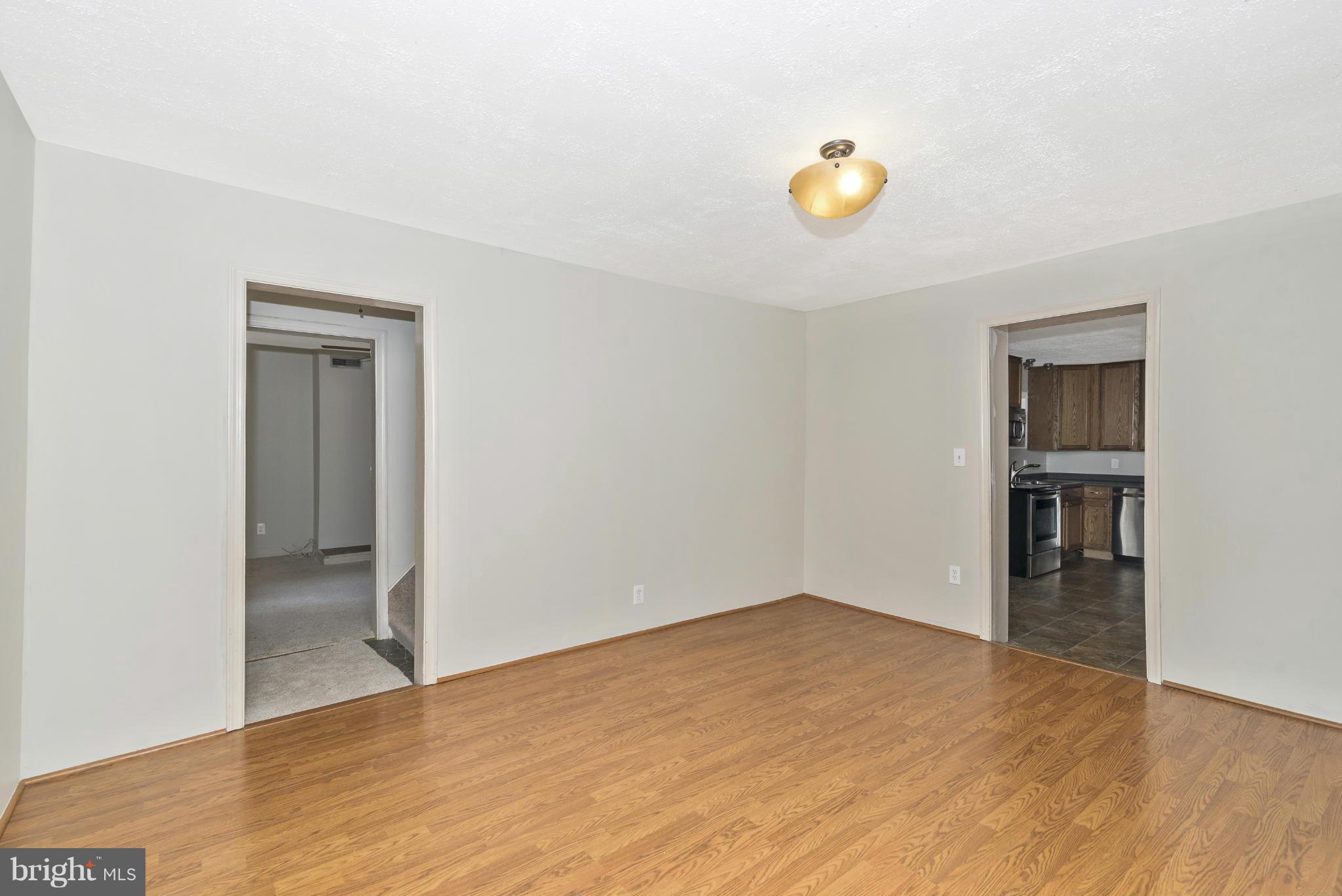 23800 Ridge Road Germantown, MD 20876 - Photo 10 of 26 Dining Room