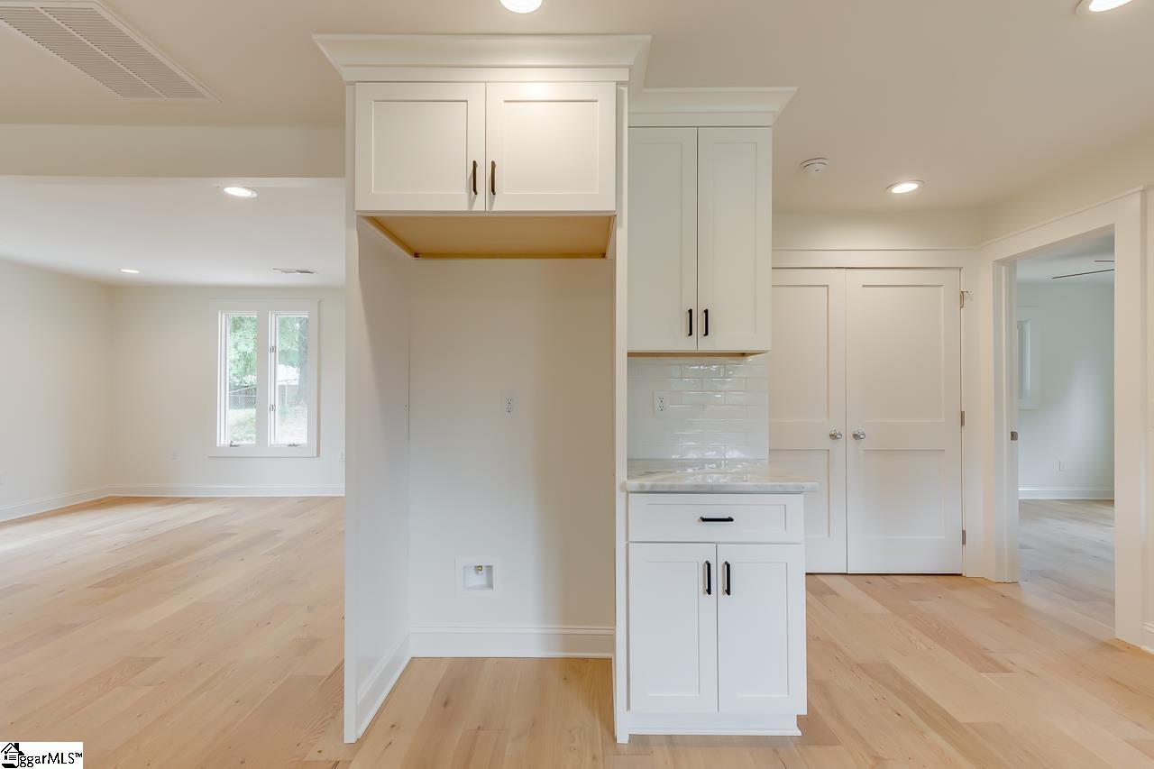 571 Lowndes Hill Road Greenville, SC 29607 - Photo 11 of 17 Gallery Image 11
