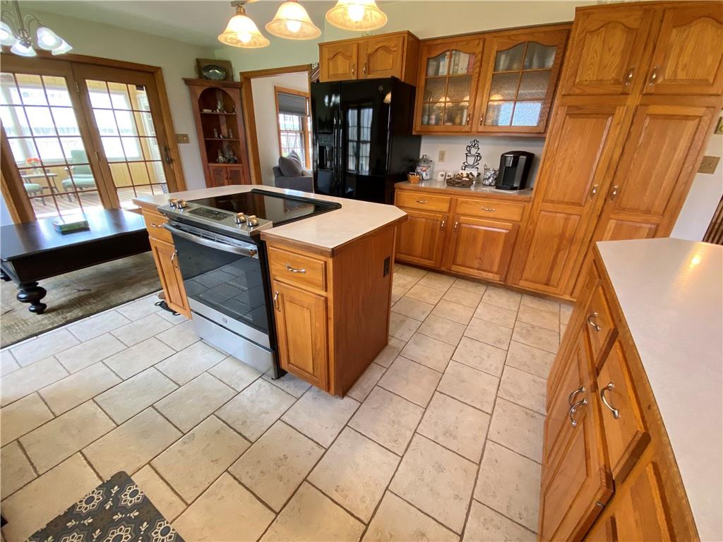 202 West Methodist Road Greenville, PA 16125 - Photo 9 of 25 a kitchen that has a sink and a stove in it