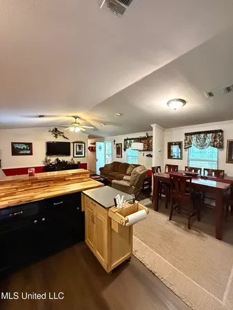 $179,500 | 586 Southeast Hancock Road, Meadville, MS 39653