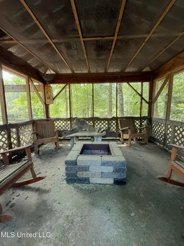 $179,500 | 586 Southeast Hancock Road, Meadville, MS 39653