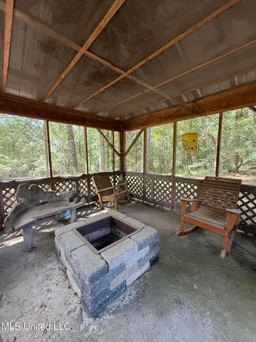 $179,500 | 586 Southeast Hancock Road, Meadville, MS 39653