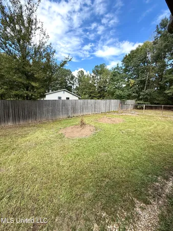 $179,500 | 586 Southeast Hancock Road, Meadville, MS 39653