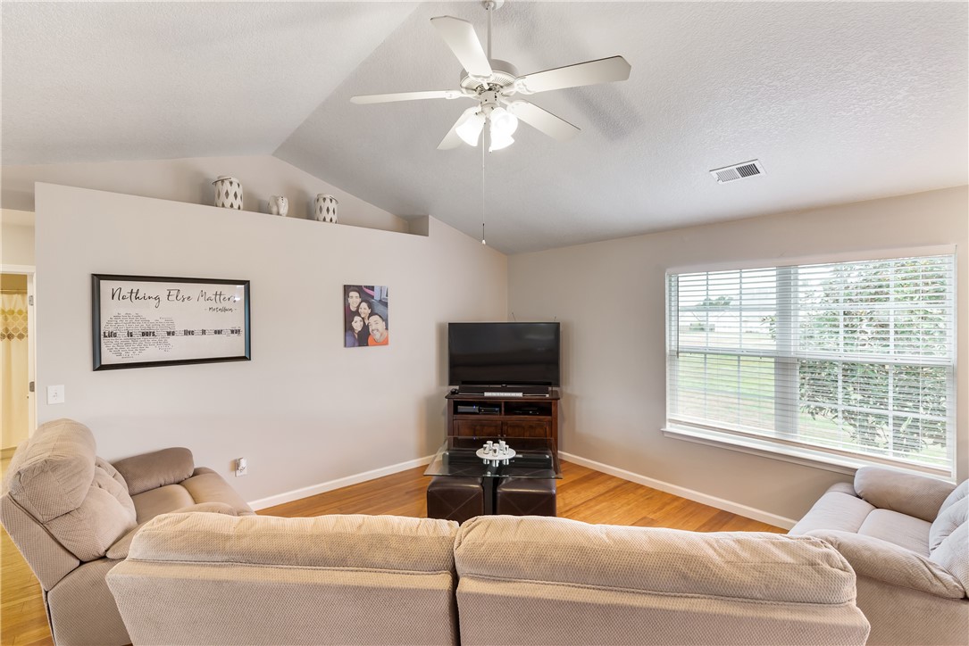 104 Mediterranean Avenue Anderson, SC 29621 - Photo 14 of 34 Gallery Image 14