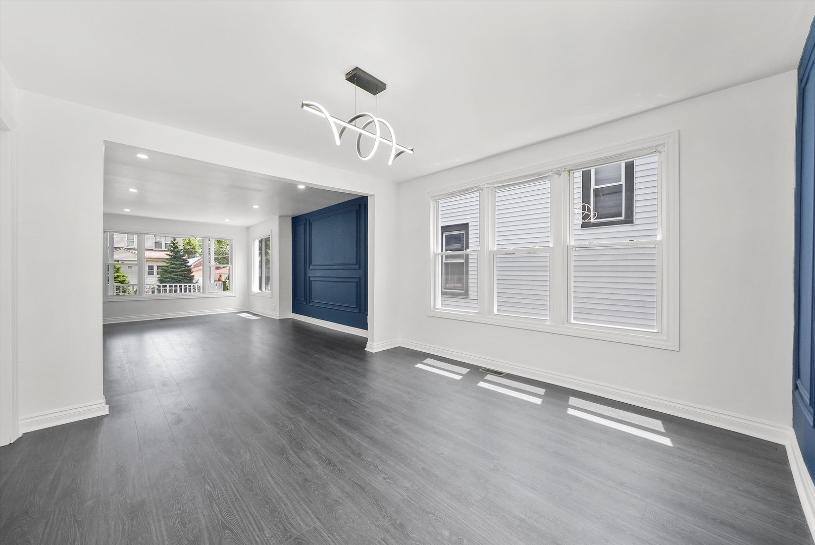 8546 South Lowe Avenue Chicago, IL 60620 - Photo 11 of 41 Gallery Image 11