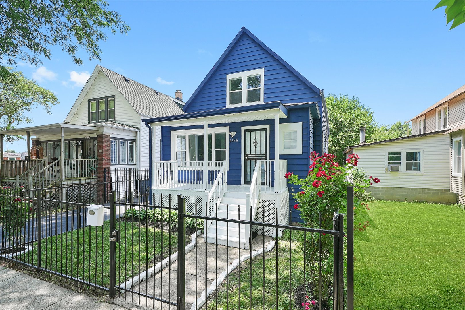 8546 South Lowe Avenue Chicago, IL 60620 - Photo 3 of 41 Gallery Image 3