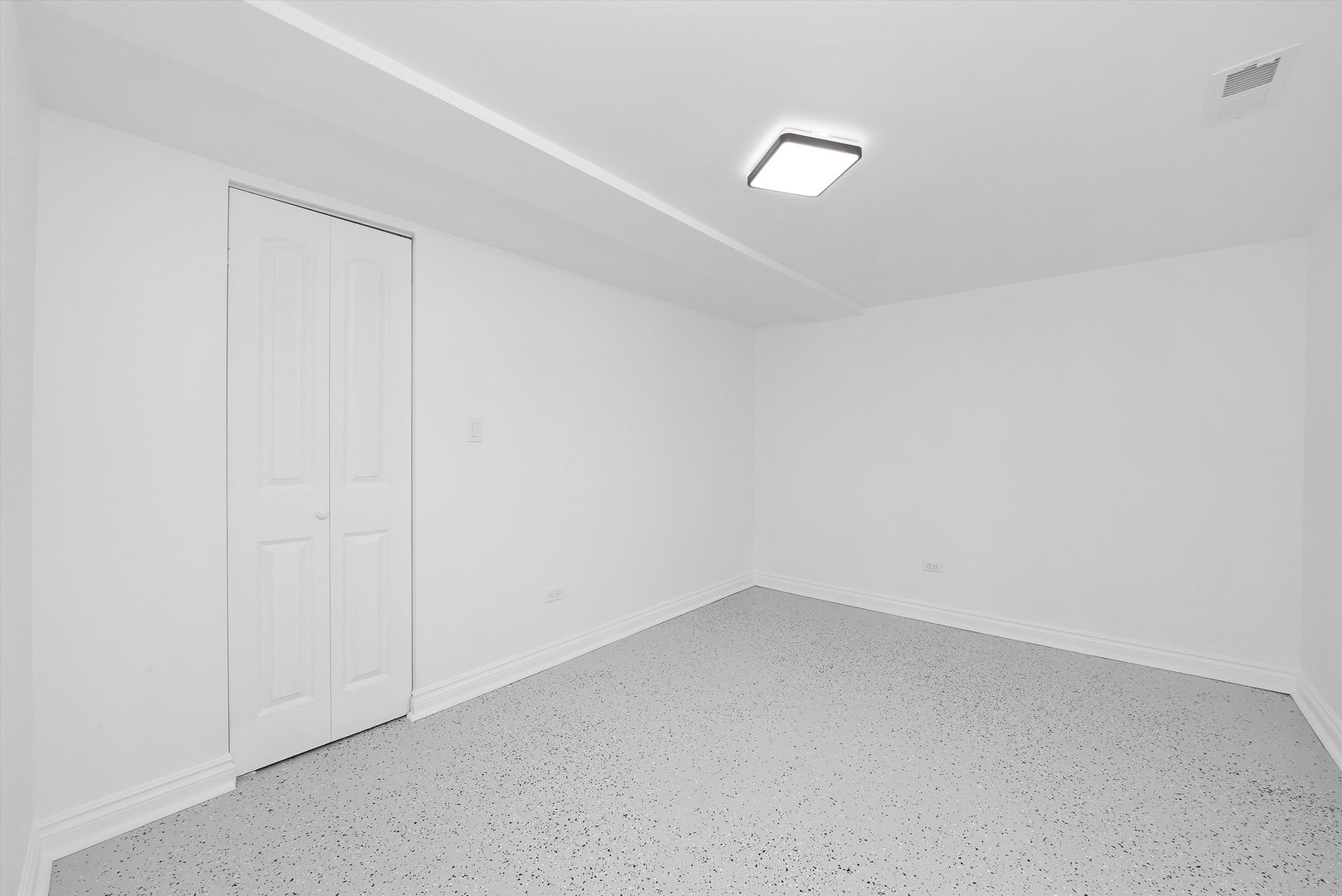 8546 South Lowe Avenue Chicago, IL 60620 - Photo 31 of 41 Gallery Image 31