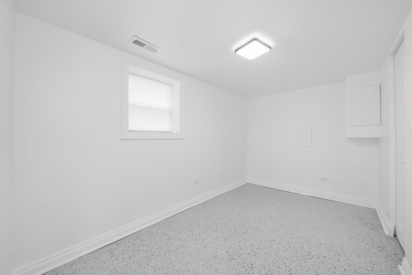8546 South Lowe Avenue Chicago, IL 60620 - Photo 32 of 41 Gallery Image 32