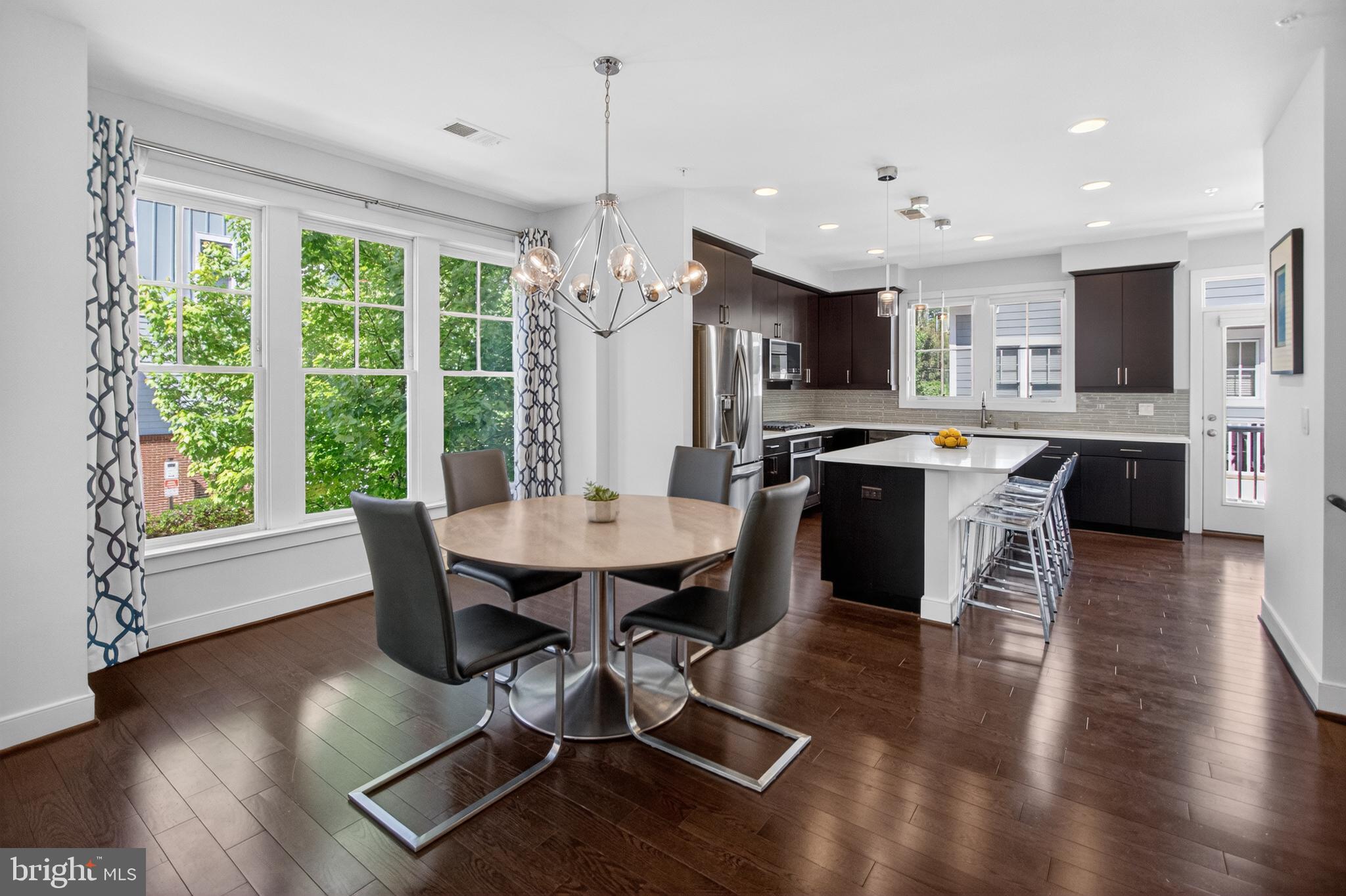 71 Ellsworth Heights Street Silver Spring, MD 20910 - Photo 5 of 37