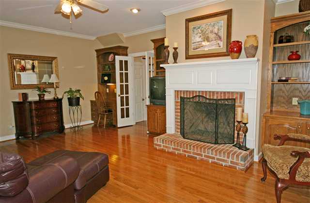 236 English Oak Road Simpsonville, SC 29681 - Photo 2 of 10 Gallery Image 2