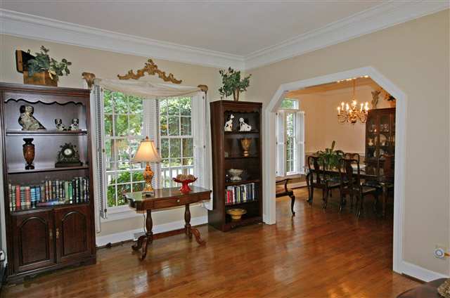 236 English Oak Road Simpsonville, SC 29681 - Photo 5 of 10 Gallery Image 5