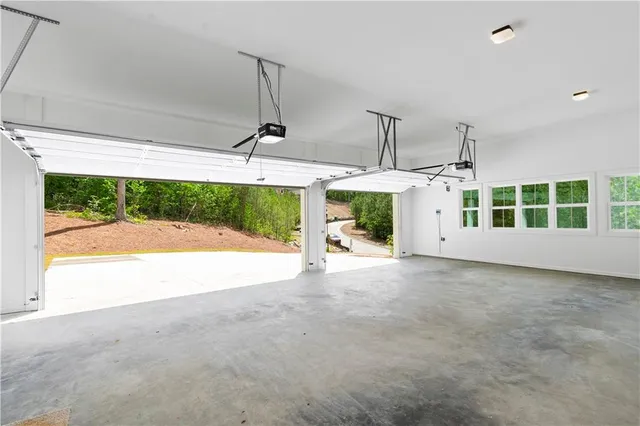 $879,900 | 151 Palisade Drive, Rydal, GA 30171