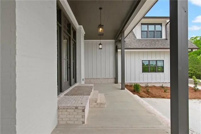 $879,900 | 151 Palisade Drive, Rydal, GA 30171