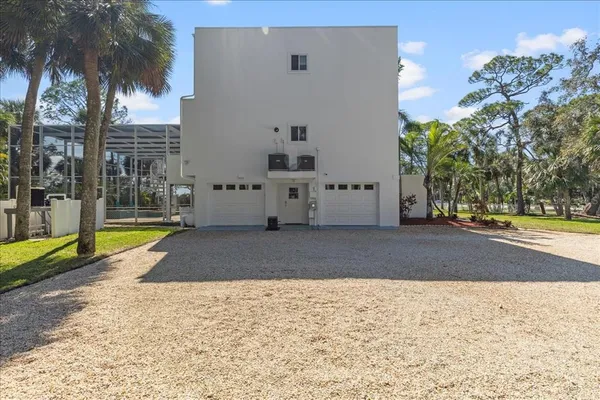 $1,299,000 | 375 Wellington Avenue, Oldsmar, FL 34677