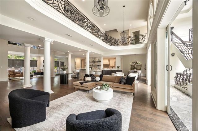 $2,350,000 | 3511 Roxboro Road Northeast, Atlanta, GA 30326