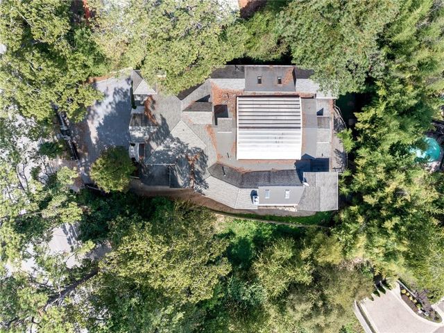 $2,350,000 | 3511 Roxboro Road Northeast, Atlanta, GA 30326