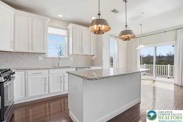$479,000 | 250 Redclover Lane, Allentown, PA 18104