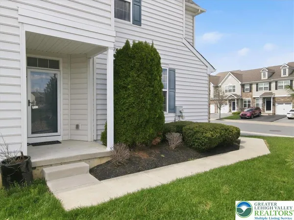 $479,000 | 250 Redclover Lane, Allentown, PA 18104