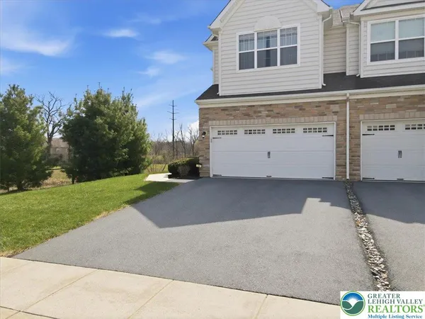 $479,000 | 250 Redclover Lane, Allentown, PA 18104
