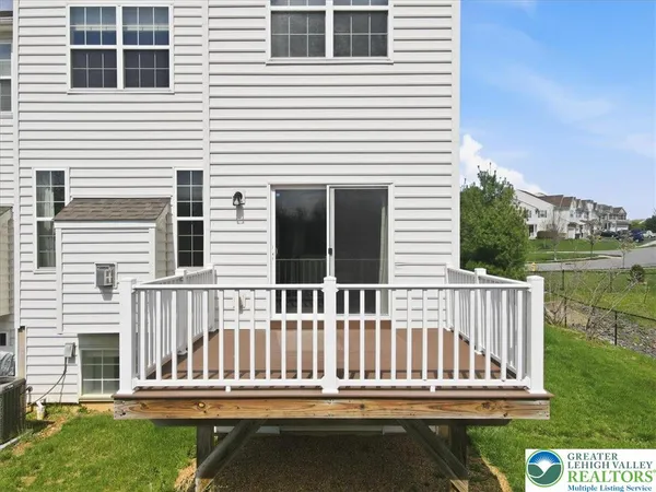 $479,000 | 250 Redclover Lane, Allentown, PA 18104