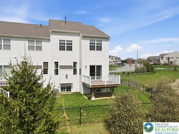 $479,000 | 250 Redclover Lane, Allentown, PA 18104