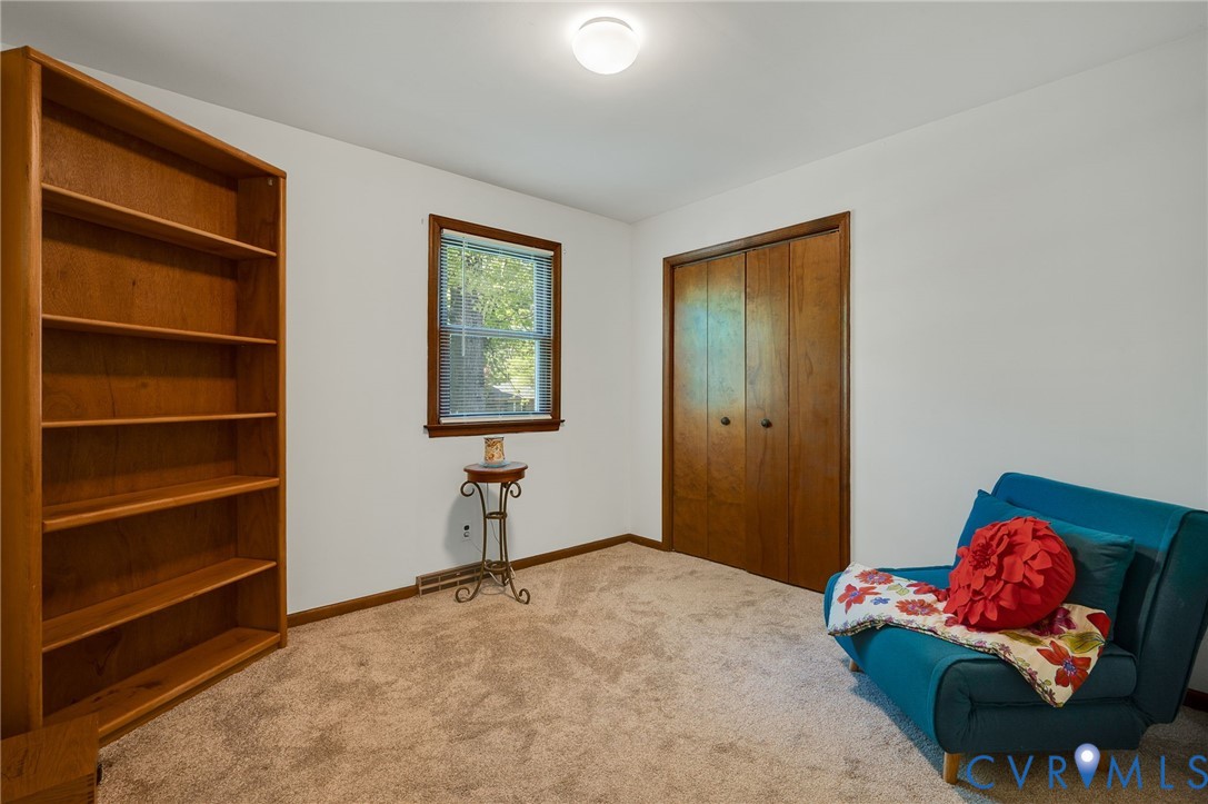 3610 Hemlock Road Chester, VA 23831 - Photo 29 of 37 Gallery Image 29