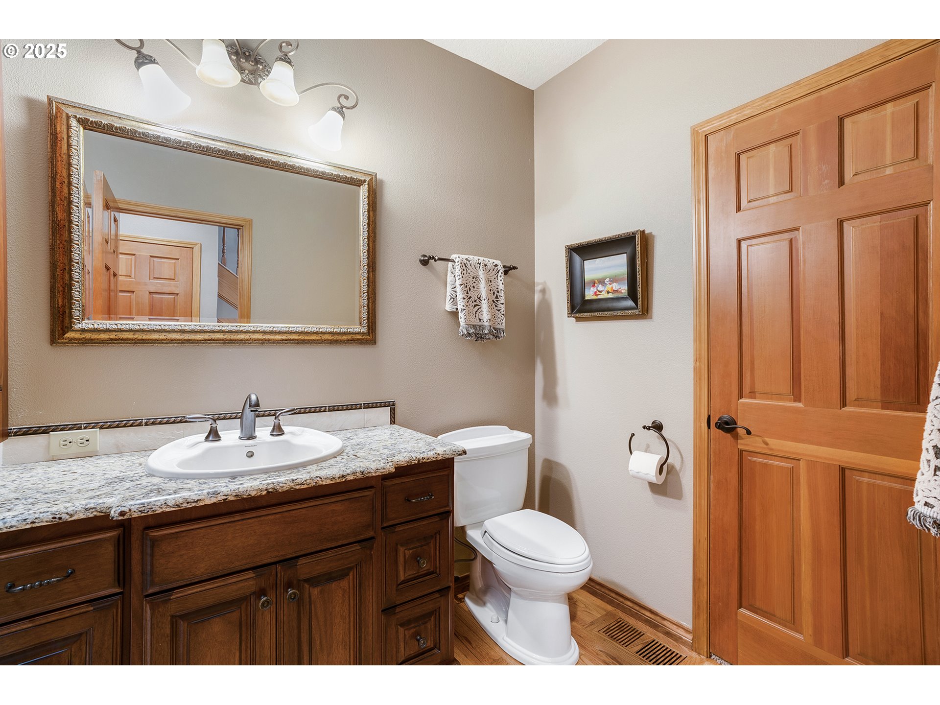 16370 Southwest Rhus Court Portland, OR 97224 - Photo 9 of 45 Gallery Image 9