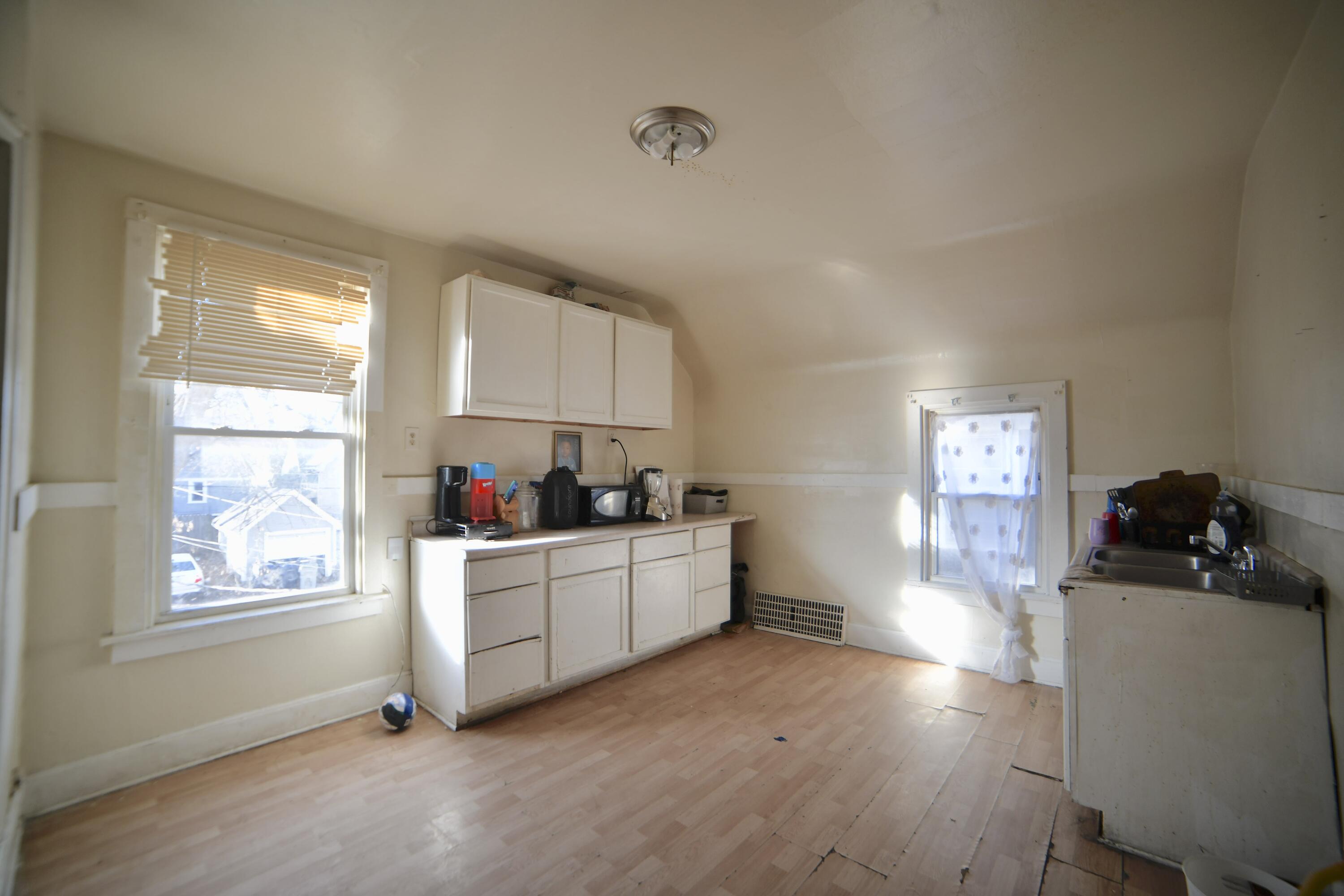 2521 North 51st Street Milwaukee, WI 53210 - Photo 6 of 16 Kitchen Unit 2 (1)