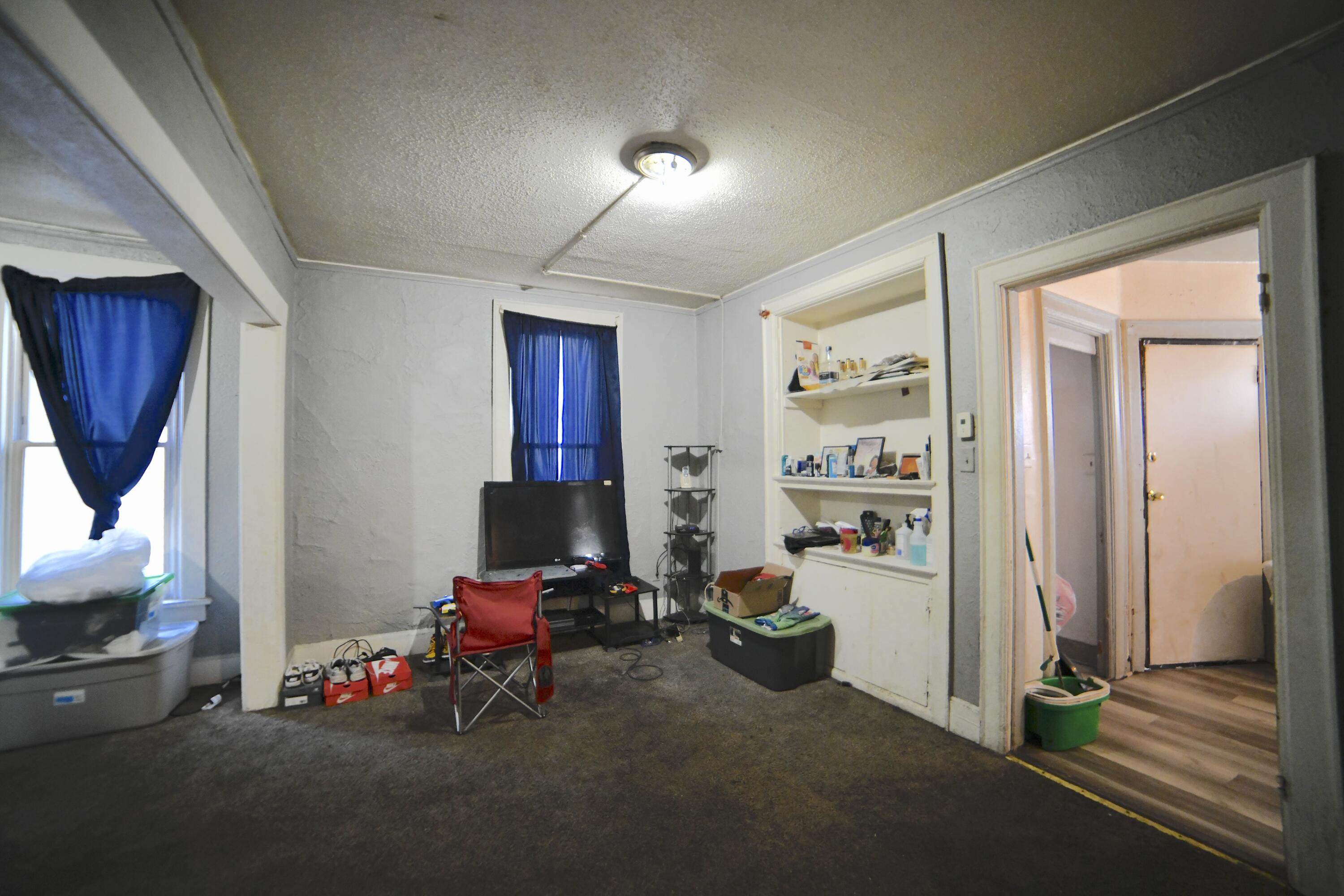 2521 North 51st Street Milwaukee, WI 53210 - Photo 7 of 16 Unit 1 Dining Room (2)