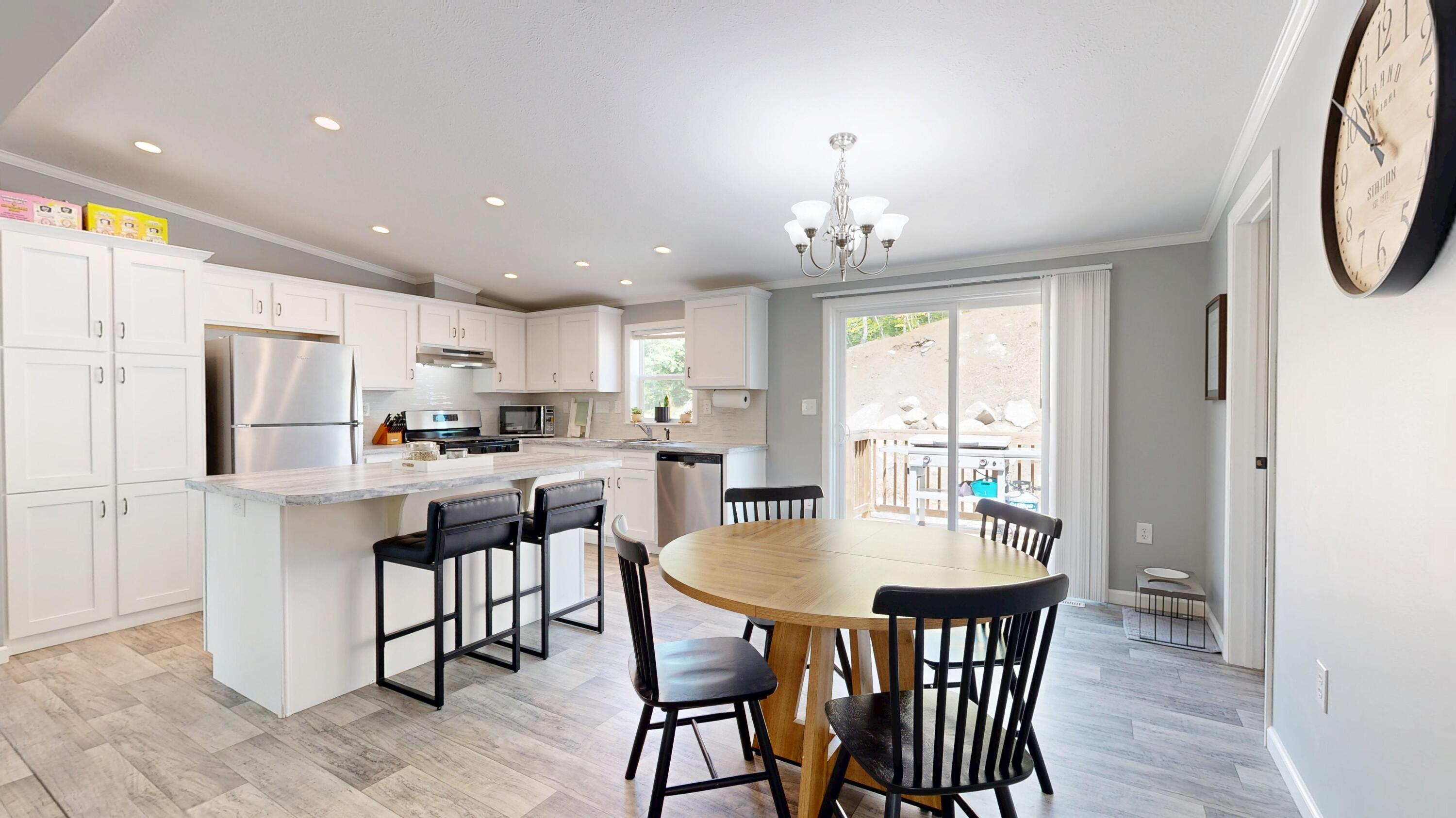 83 Yagger Road Norway, ME 04268 - Photo 13 of 47 Dining Area
