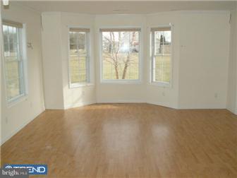 5422 Halltown Road Hartly, DE 19953 - Photo 11 of 12 Living Room