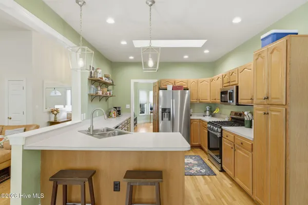 $460,000 | 218 Hickory Lane, Hampstead, NC 28443