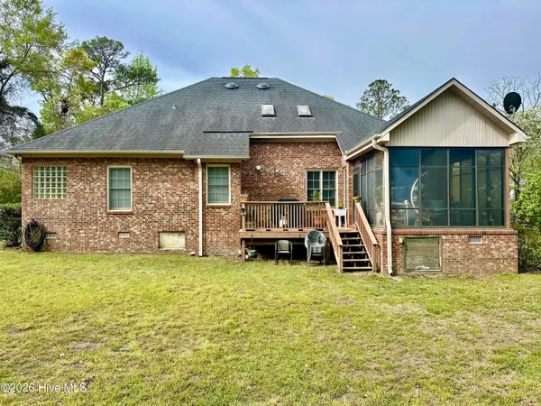 $460,000 | 218 Hickory Lane, Hampstead, NC 28443