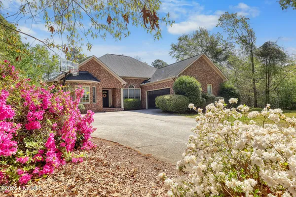 $460,000 | 218 Hickory Lane, Hampstead, NC 28443