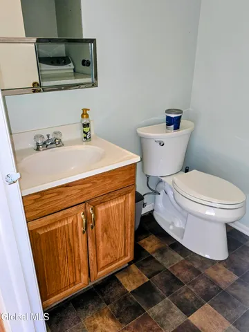 $250,000 | 22 Ziemke Farm Lane, Cohoes, NY 12047