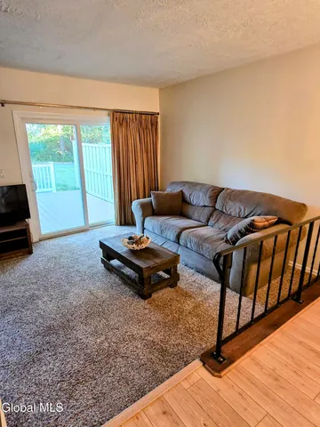 $250,000 | 22 Ziemke Farm Lane, Cohoes, NY 12047