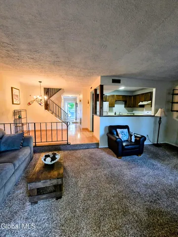 $250,000 | 22 Ziemke Farm Lane, Cohoes, NY 12047