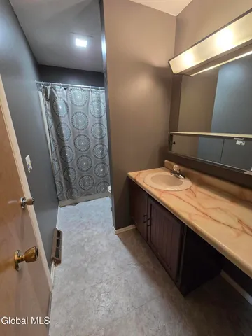 $250,000 | 22 Ziemke Farm Lane, Cohoes, NY 12047