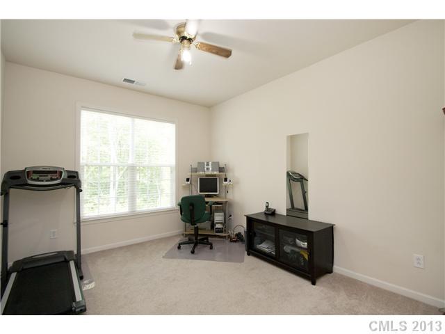 2704 Keziah Road Matthews, NC 28105 - Photo 8 of 16 Gallery Image 8